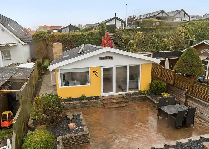 Sj269 - Ved Kysten 1 *